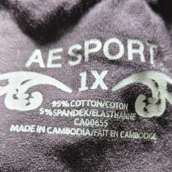 Two tshirts - Purple and Black Size 1x - Picture 3 of 5